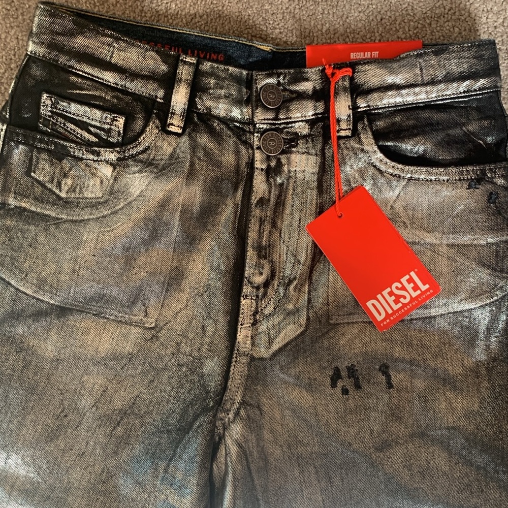 Diesel Alys-J Metallic Effect Straight Leg Jeans size 12y or womans s - Picture 2 of 10